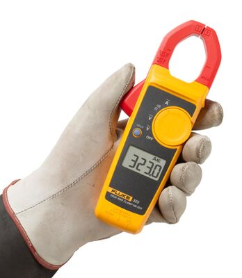 Fluke 323 True RMS Clamp Meter con medición de corriente de 400 A y de voltaje de 600 V