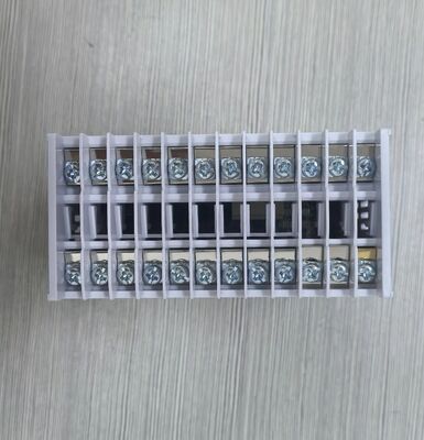 Yokogawa UT52A-000-10-00 Temperature Controller with ±0.1% F.S. Accuracy and Universal Input for Test Instruments