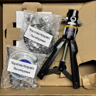 Fluke 700PTP-1 bomba de prueba neumática con 1,43 libras de peso y 650 g de capacidad para medidor de presión diferencial