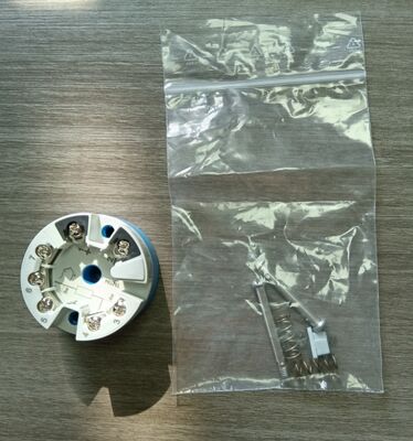 Transmisor de temperatura E+H TMT84-A1A2A 100% original con clasificación IP65 y construcción de acero inoxidable